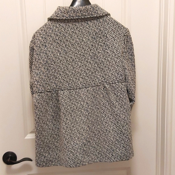 Jacket - Picture 2 of 5